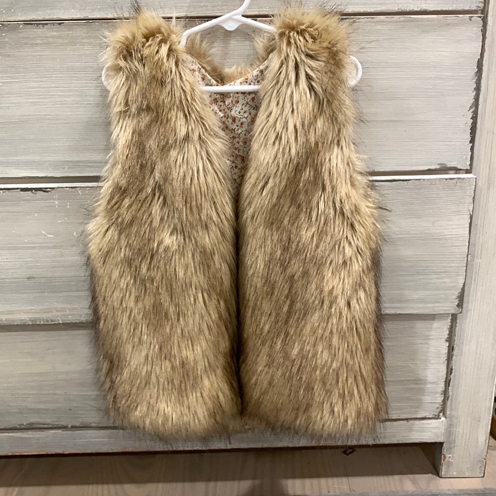 KNOTSEWPHOTOGENIC fur vest